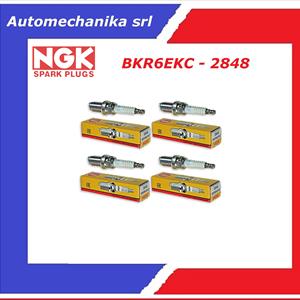 BKR6EKC - 4 CANDELE